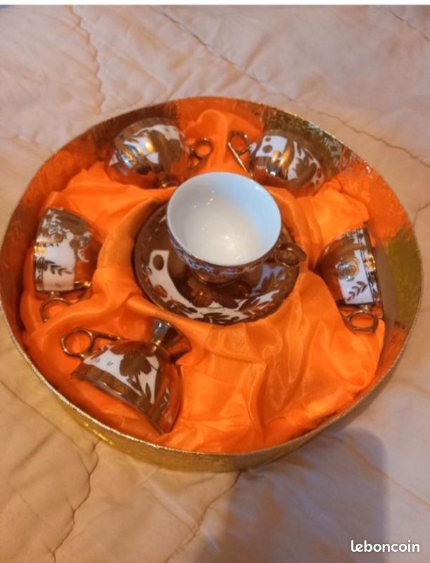 Coffret à café doré (image 3)