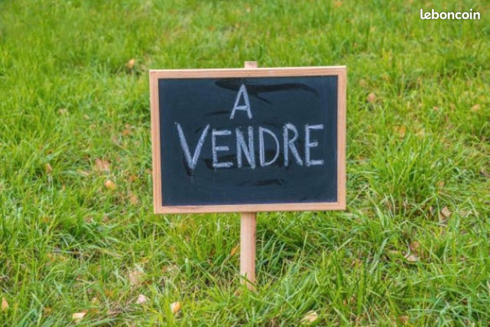 Terrain 627 m² Auffay · à Val-de-Scie · 47 700 €
