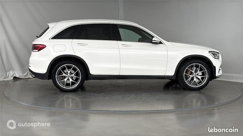 Mercedes Glc 300 d 245ch AMG Line 4Matic 9G-Tronic (image 4)