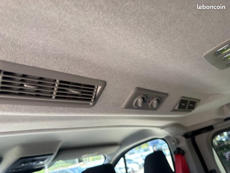 Renault Trafic Combi Grand 2.0 Blue dCi 170ch Techno auto -26 (image 11)