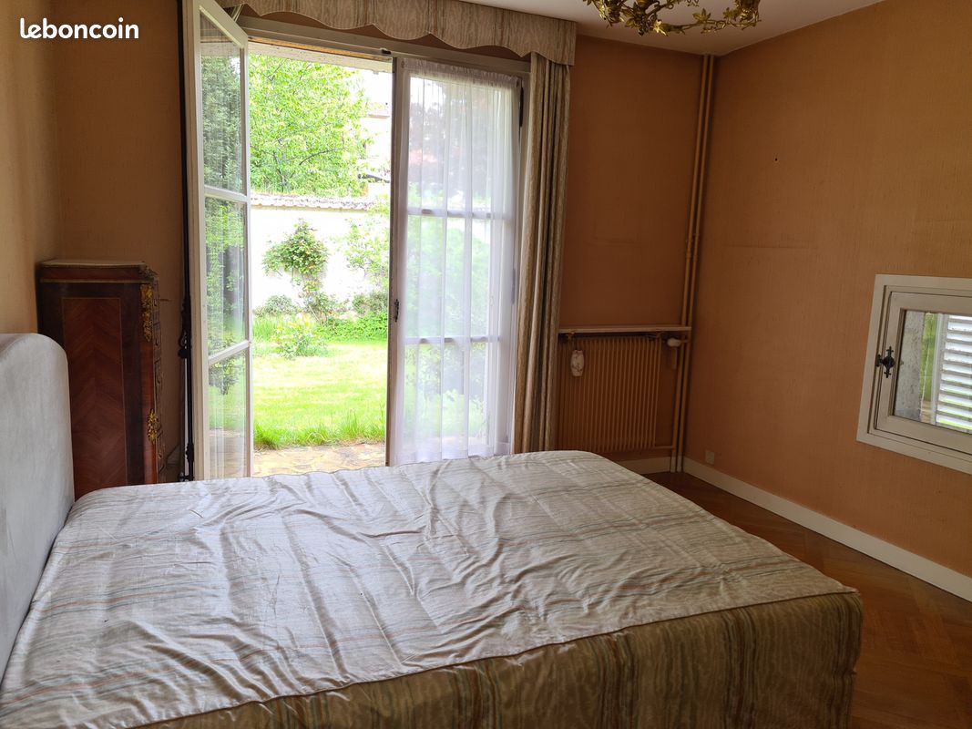 Propriété 13 pièces 341 m² (image 13)