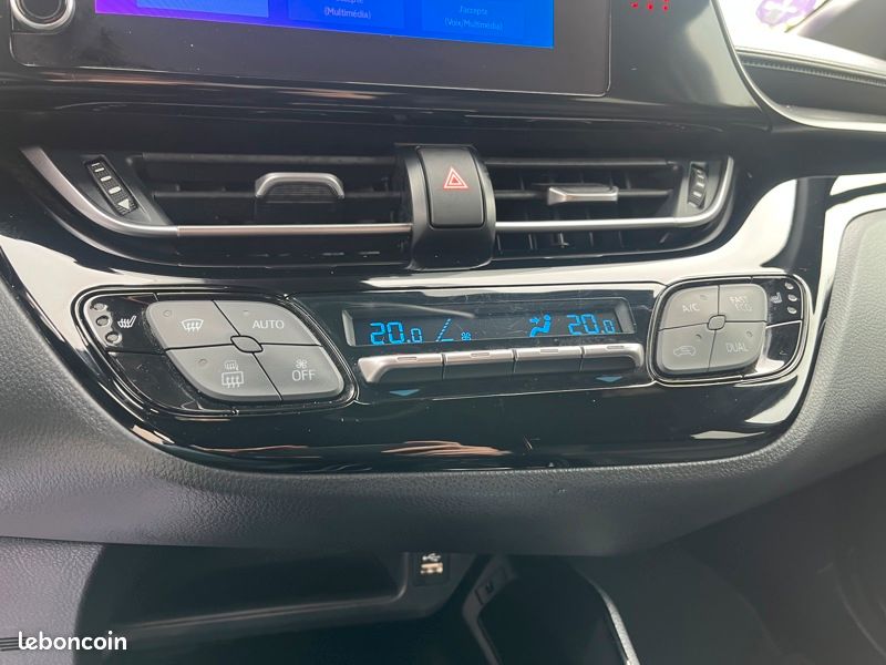 Toyota C-HR 1.8 HYBRIDE 122 DESIGN ULTIMATE MY23 (image 20)