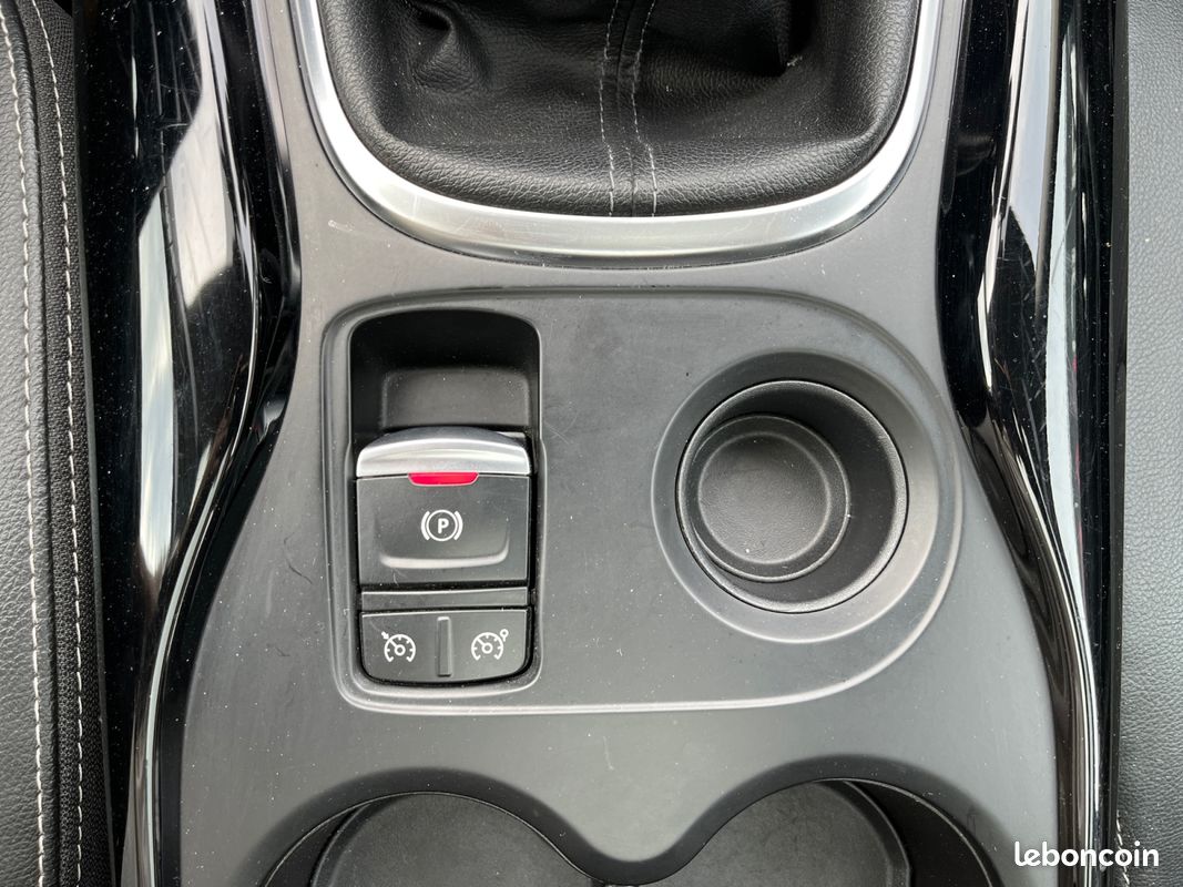 RENAULT KADJAR 1.2 TCE GRAPHITE 130Ch Garantie 12 mois (image 23)