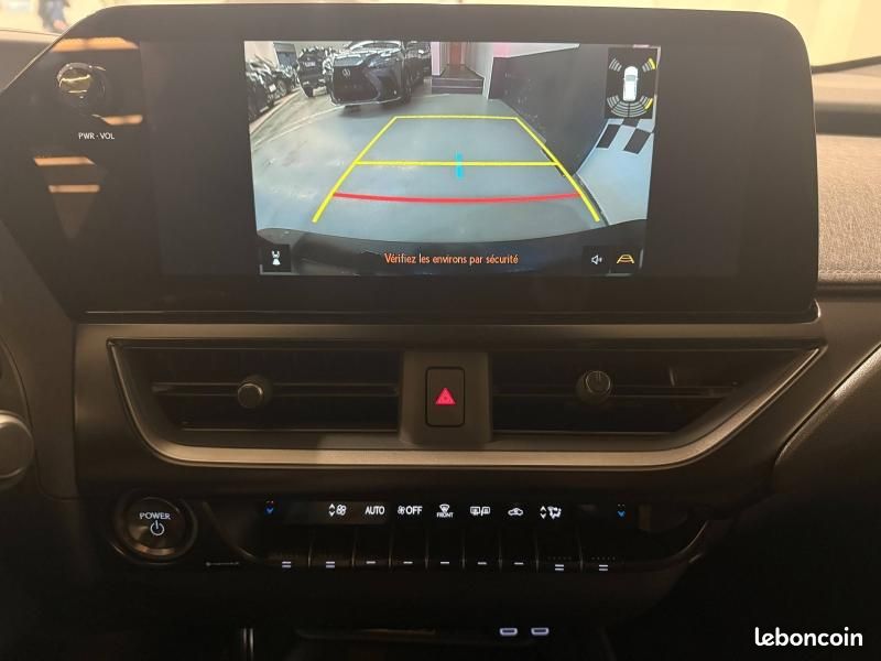 Lexus UX 300h Luxe 2WD MC25 (image 11)