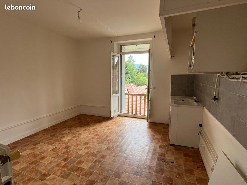Appartement 3 pièces 56 m² · à Belley · 56 m² · 520 €