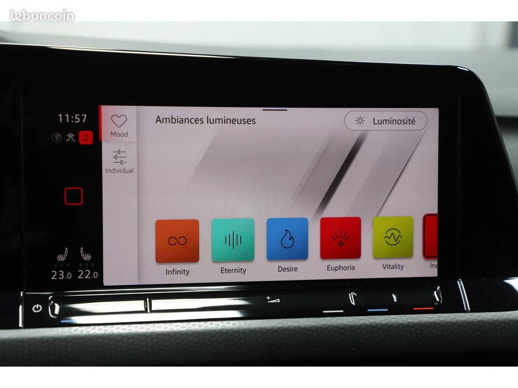 Volkswagen golf viii gti 2.0 tsi 245 dsg 7 camera/carplay/ja18/s.chauffants (image 29)