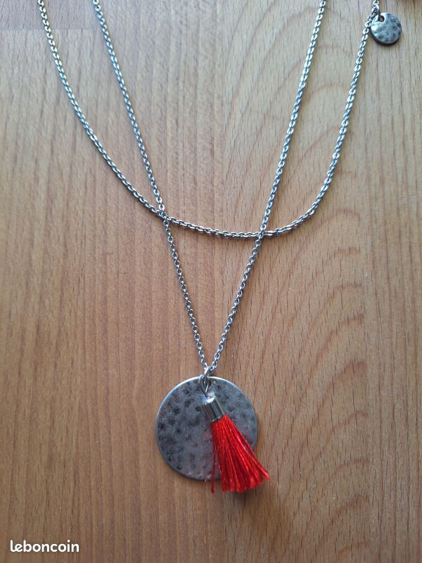 Collier Ras Du Cou Rouge Et Argenté - Neuf Avec étiquettes - Style Moderne