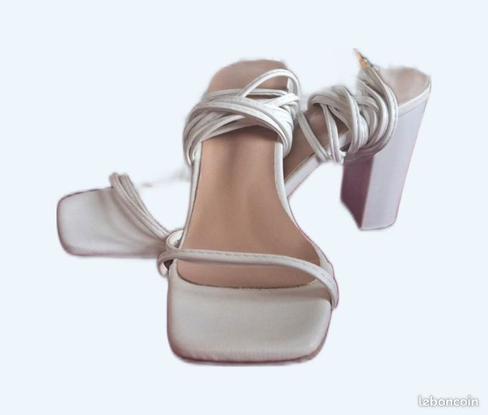 Talons nue-pied (image 1)
