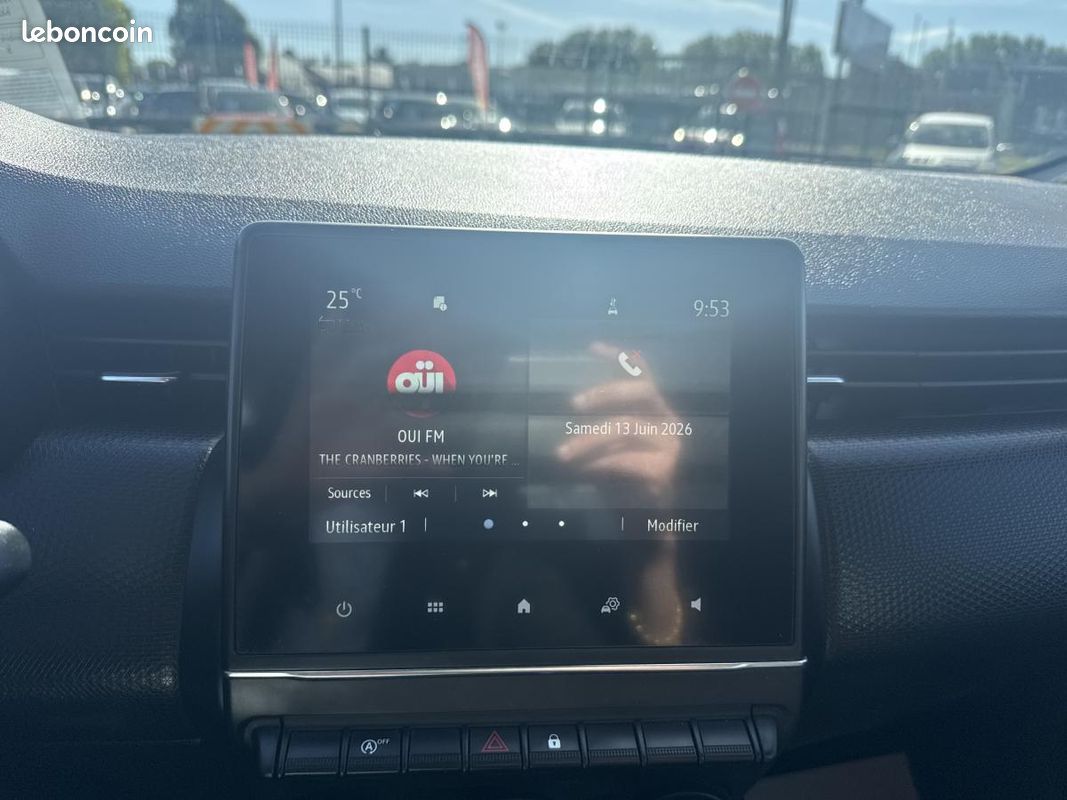 RENAULT CLIO 1.0 Sce - 65 - V BERLINE Zen 1ere main (image 13)