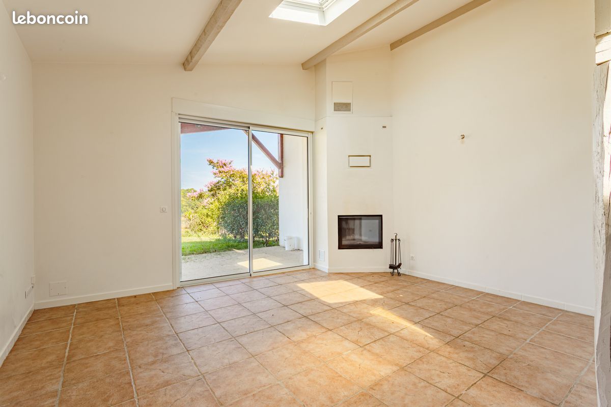 Appartement 5 pièces 149 m² · à Souraïde · 149 m² · 350 000 €