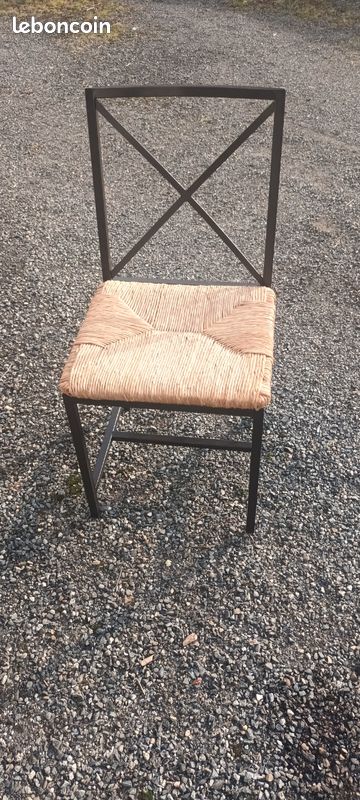 Lot 4 Chaises métal et paillage