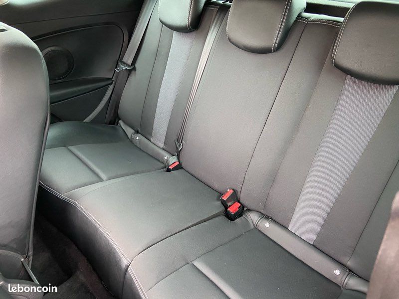 Mégane III Coupé Phase3 1.2TCe 115cv *78000km (image 3)