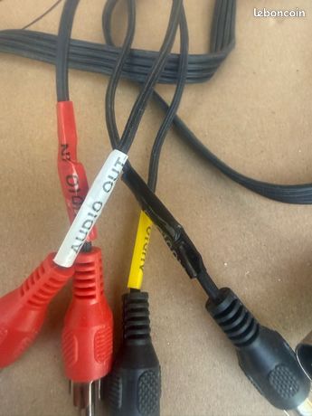 CÂBLE AUDIO DIN 5 BROCHES MÂLE VERS 2 RCA (CINCH) MÂLE - OCCASION
