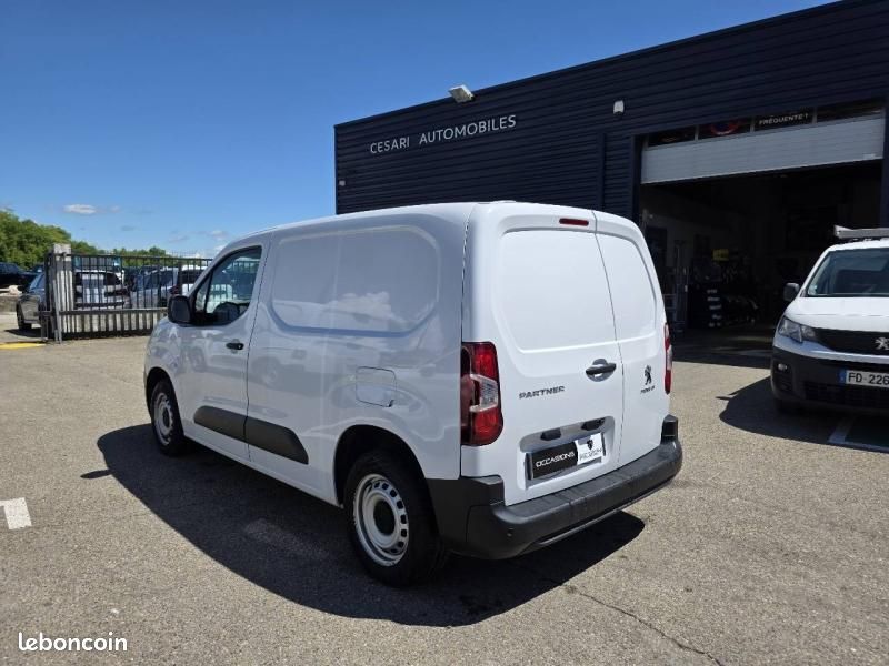 Peugeot Partner M 650kg BlueHDi 100ch S&S Pack Premium Connect (image 7)