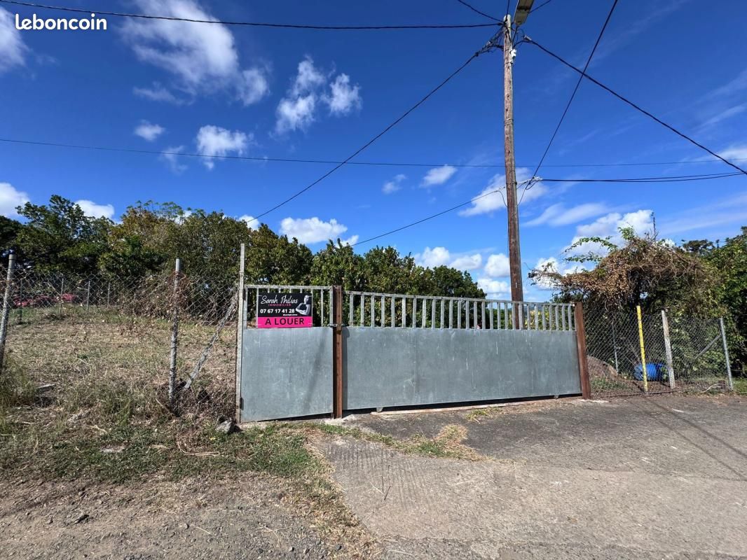Terrain 600 m² Riviere Salee · à Rivière-Salée · 550 €/mois