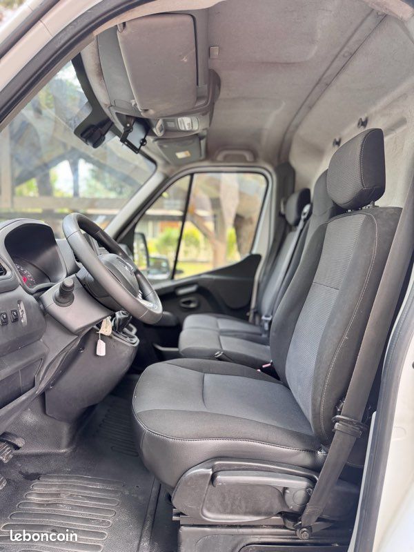 Renault MASTER 2,3 DCI 3.5t L2H2 BLUE DCI GRAND CONFORT FOURGON 2020 – photo 8
