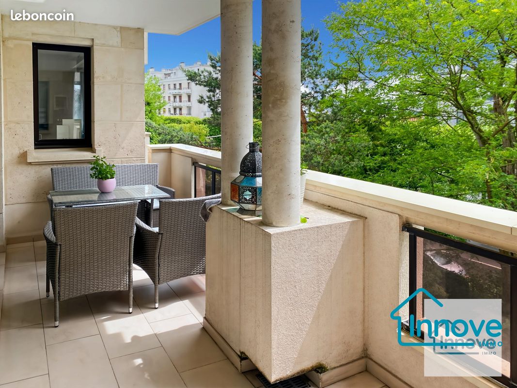 Appartement 4 pièces 112 m² · à Saint-Cloud · 112 m² · 3 122 €/mois