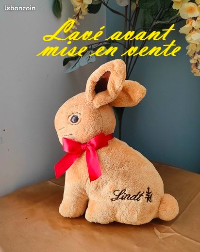 Peluche lapin Lindt (environ 30 cm) (image 1)
