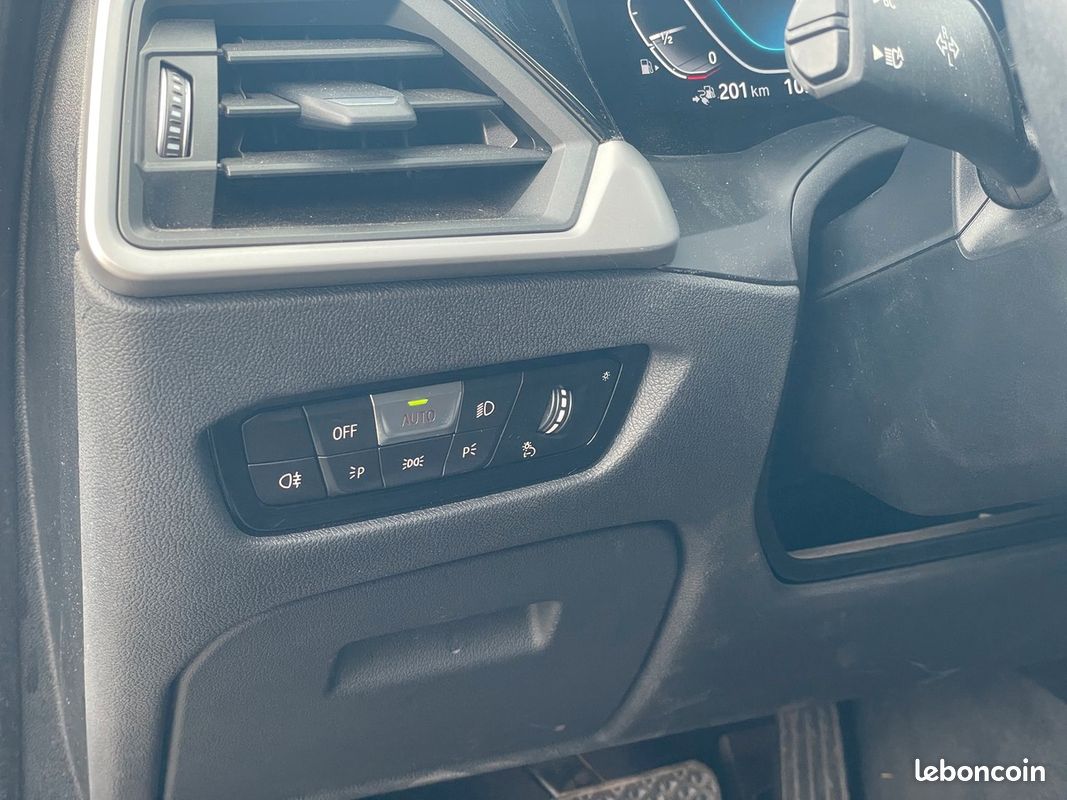 Bmw Série 3 330 e hybridé 292ch Business Design (image 15)