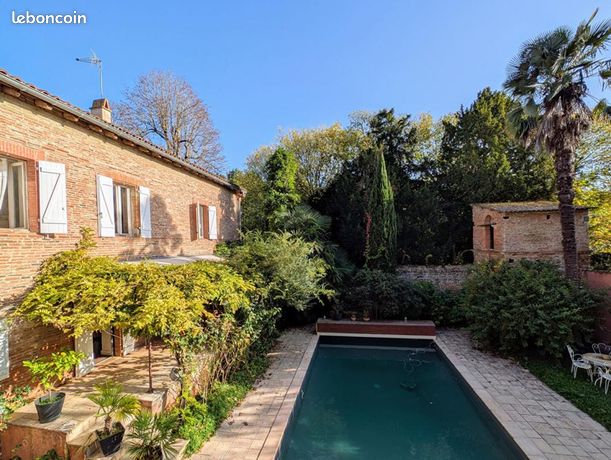 Maison 10 pièces 315 m²