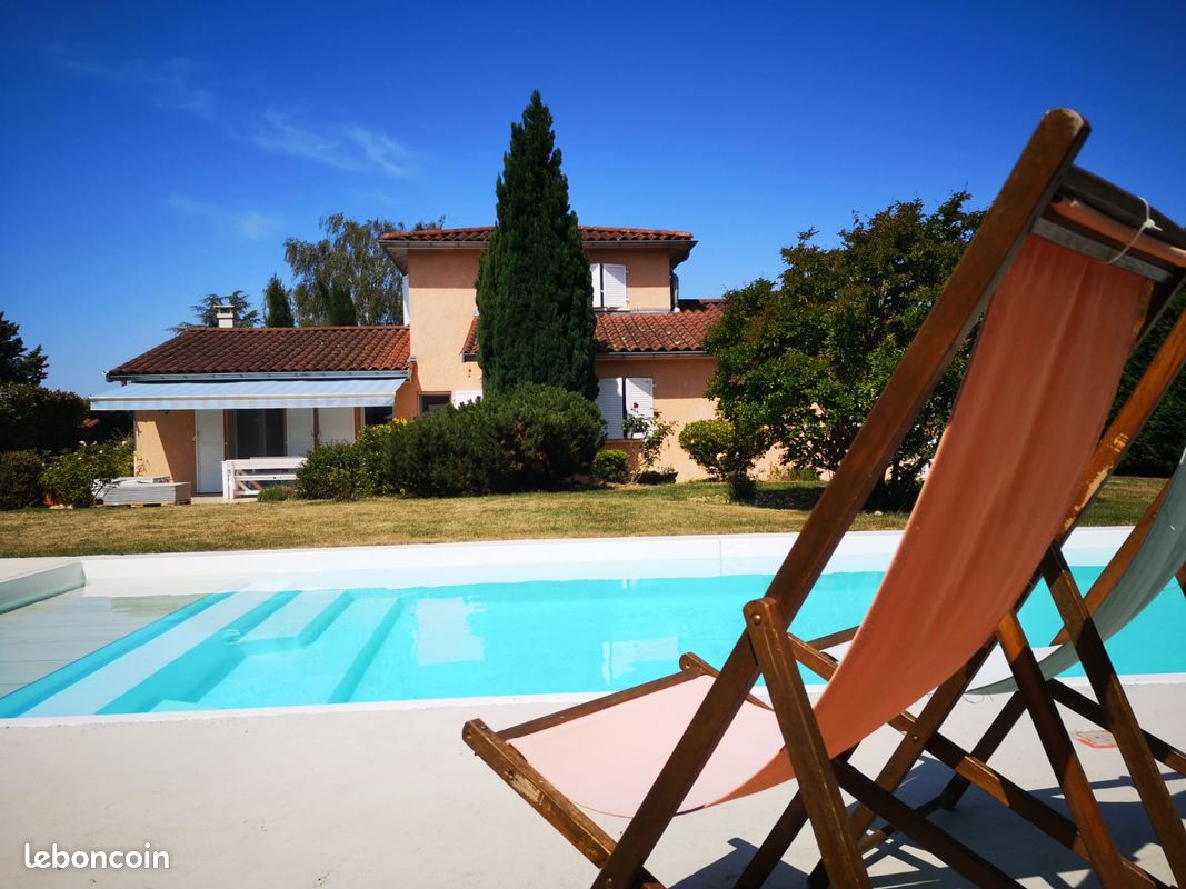 Maison 6 pièces 143 m² · à Montmerle-sur-Saône · 143 m² · 475 000 €