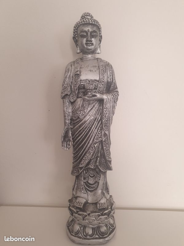 Statue bouddha en resine argentée (image 1)
