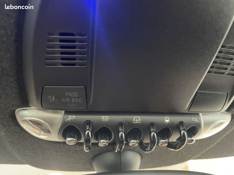 Mini CLUBMAN COOPER D 112CH (image 15)