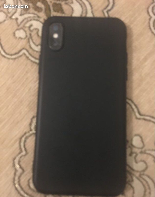 IPhone X Noir Très Bon État (image 2)