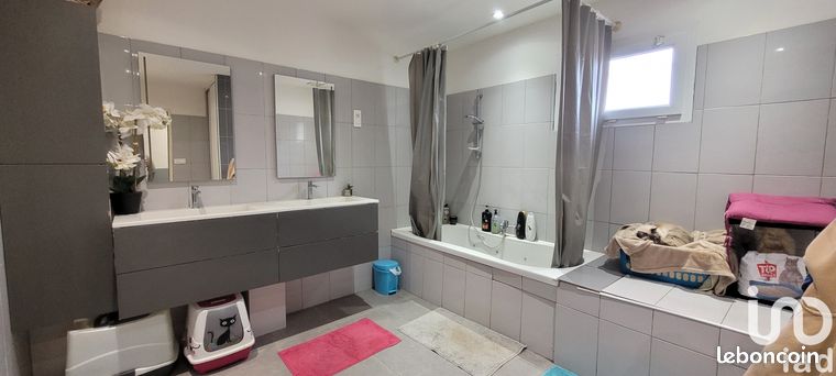 Maison 6 pièces 166 m²