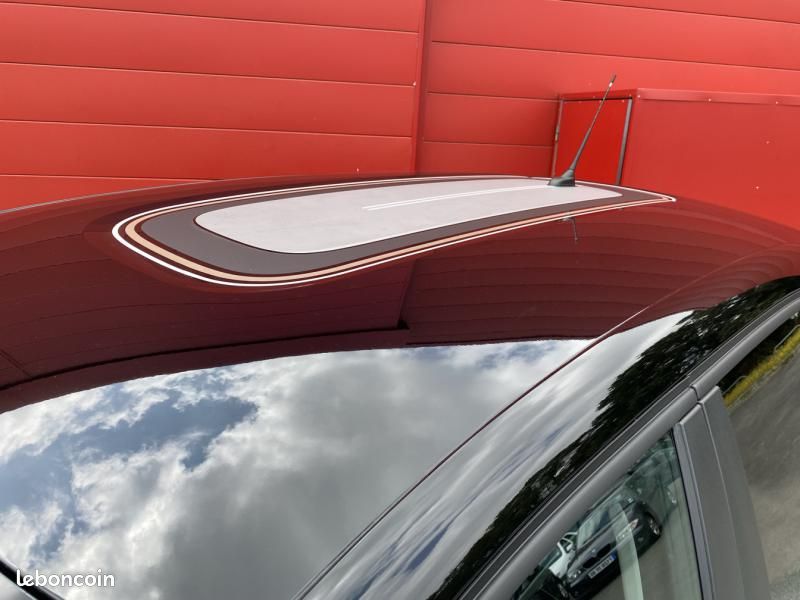 Citroen C3 1.2 PureTech 110ch S&S C-Series 120-121g (image 10)