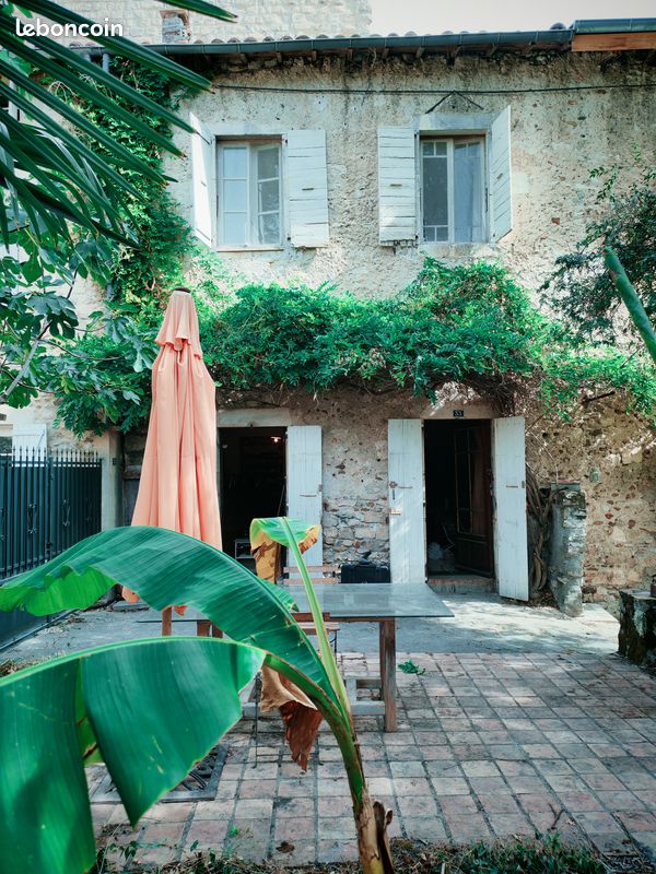 Maison 4 pièces 100 m² · à Montélimar · 100 m² · 160 000 €