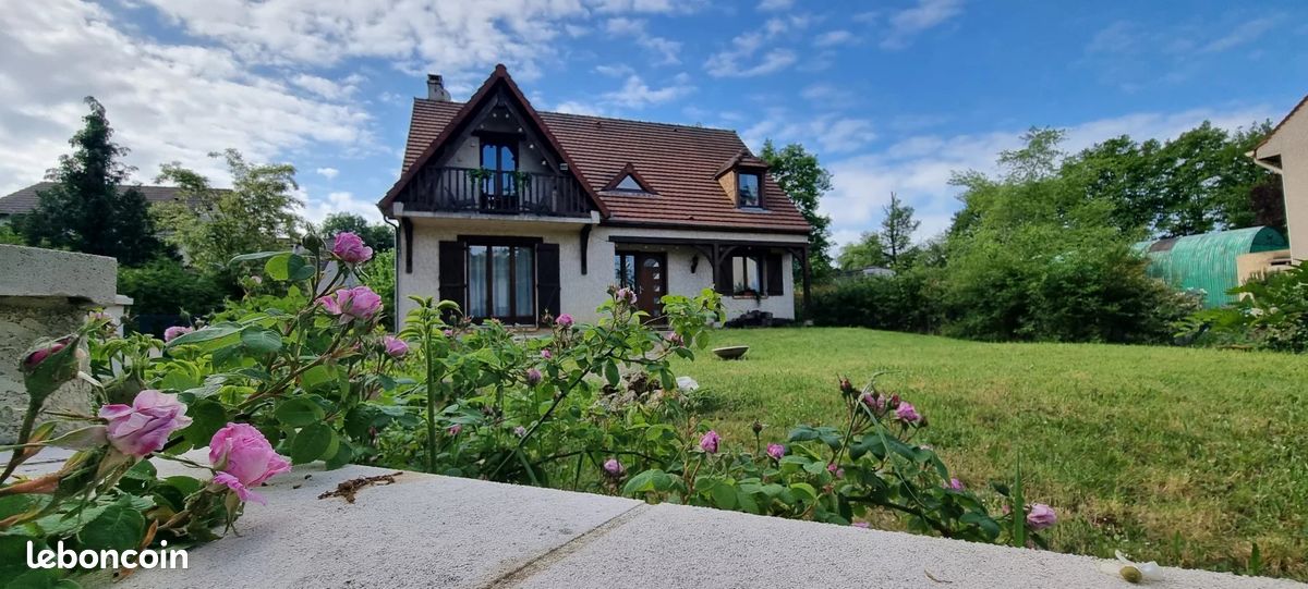 Maison 7 pièces 160 m² · à La Ville-du-Bois · 160 m² · 499 000 €