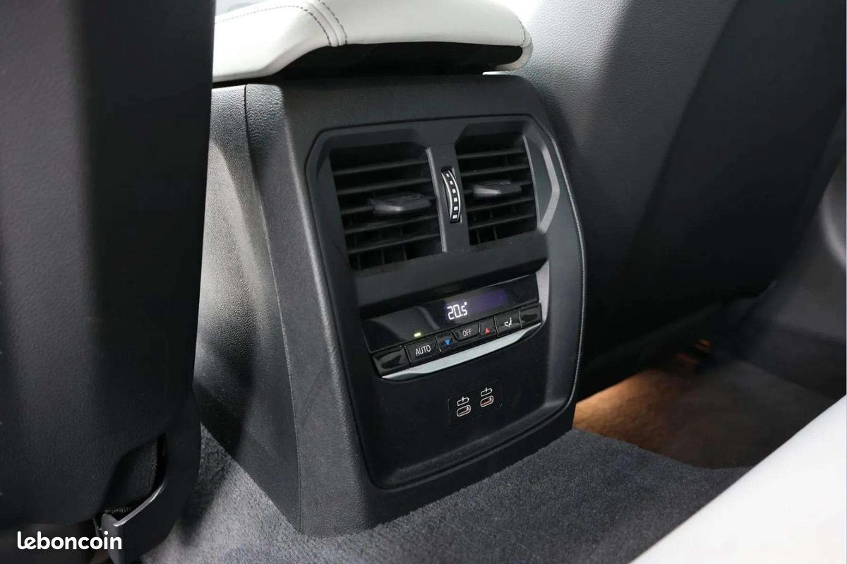 BMW M3 Competition 510 ch * Carbone Extérieur * Laserlight * Harman Kardon * HUD * Brooklyn Grey (image 22)