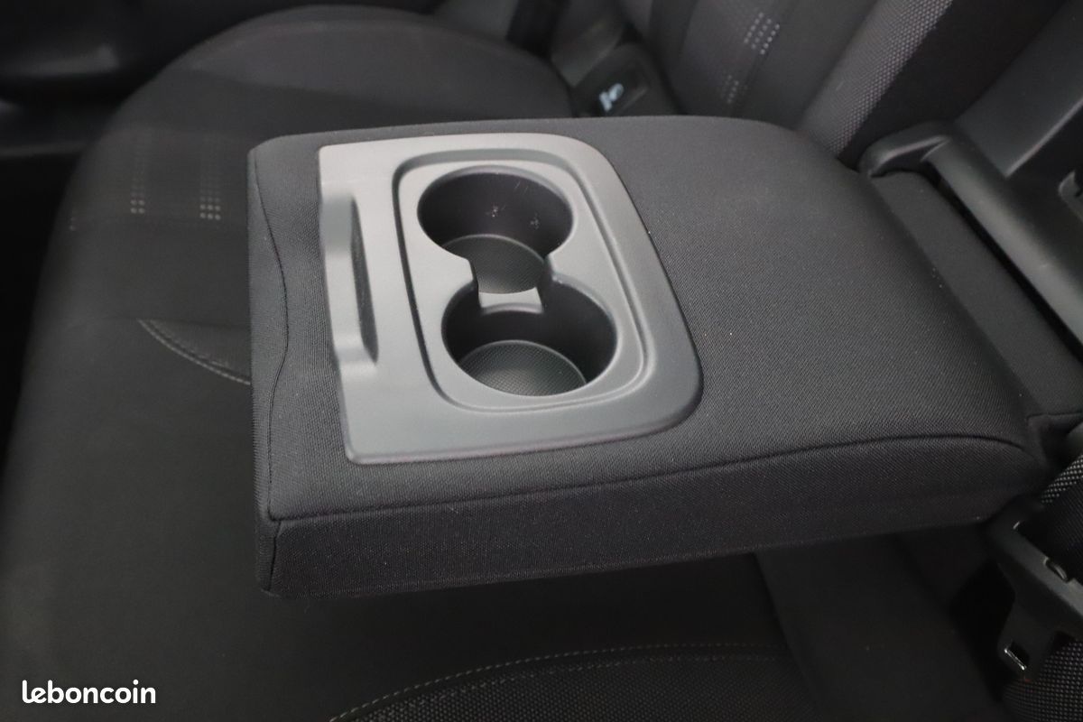 Peugeot 308 1.2 PureTech Allure 130 ch (image 10)