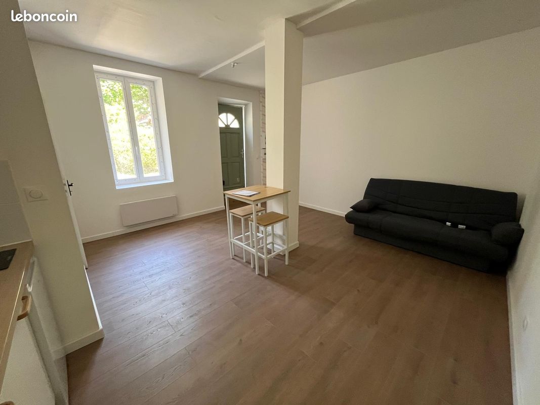 Appartement 1 pièce 29 m² · à Mazamet · 29 m² · 400 €