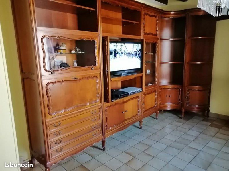 Meuble en merisier (image 1)