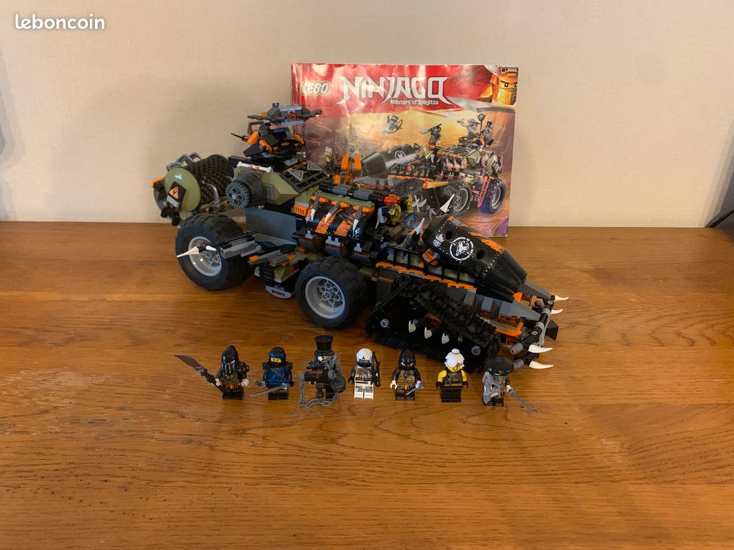 Set lego Ninjago 70654 Le véhicule de Dieselnaut Jeux Jouets