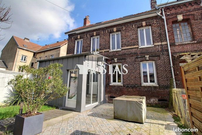 Maison 6 pièces 126 m²