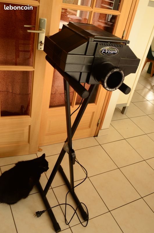Projecteur De Diapositives Artograph Prism - Testé Et Fonctionnel - Occasion