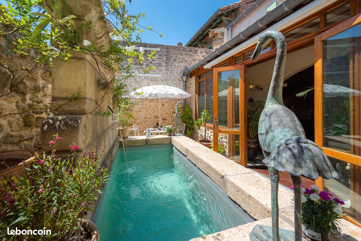 Maison 6 pièces 360 m² · à Capestang · 360 m² · 579 000 €
