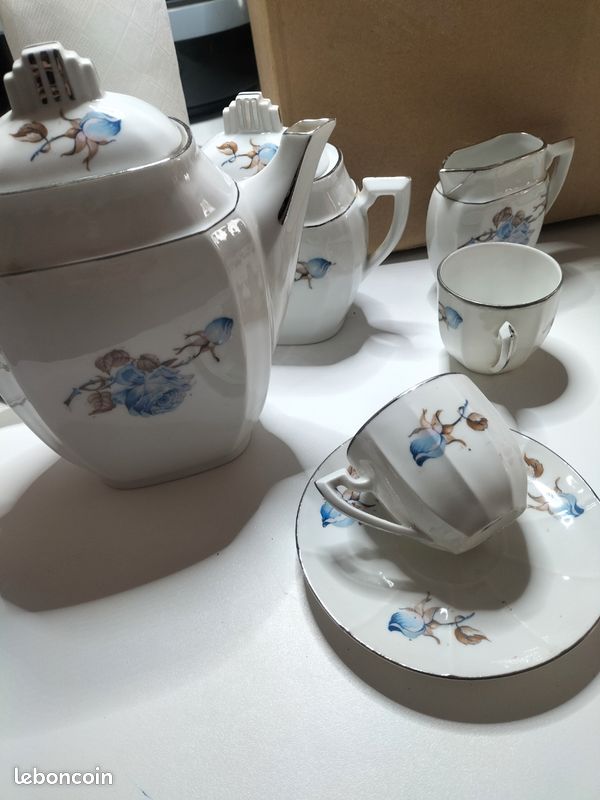 Ancien service à café en porcelaine de Paris: décor bleu fin