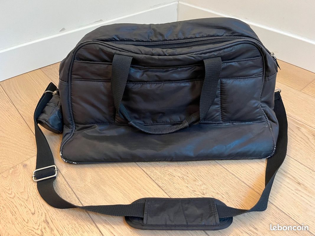Sac à langer noir Béaba (image 2)