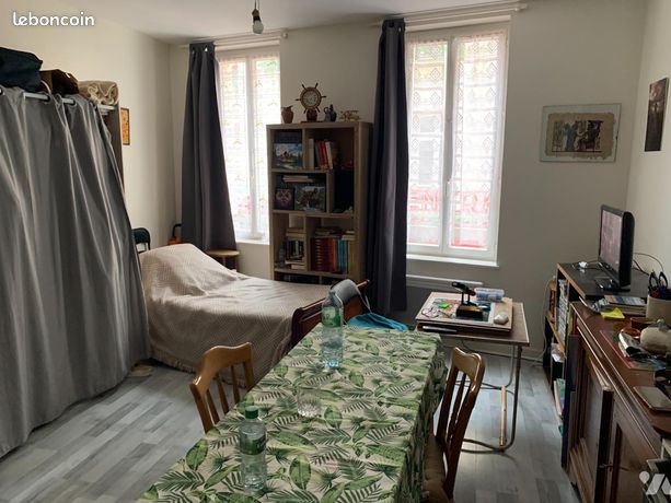 Studio 1 pièce 26 m²