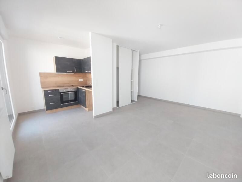 Appartement 3 pièces 64 m² · à Orléans · 64 m² · 820 €