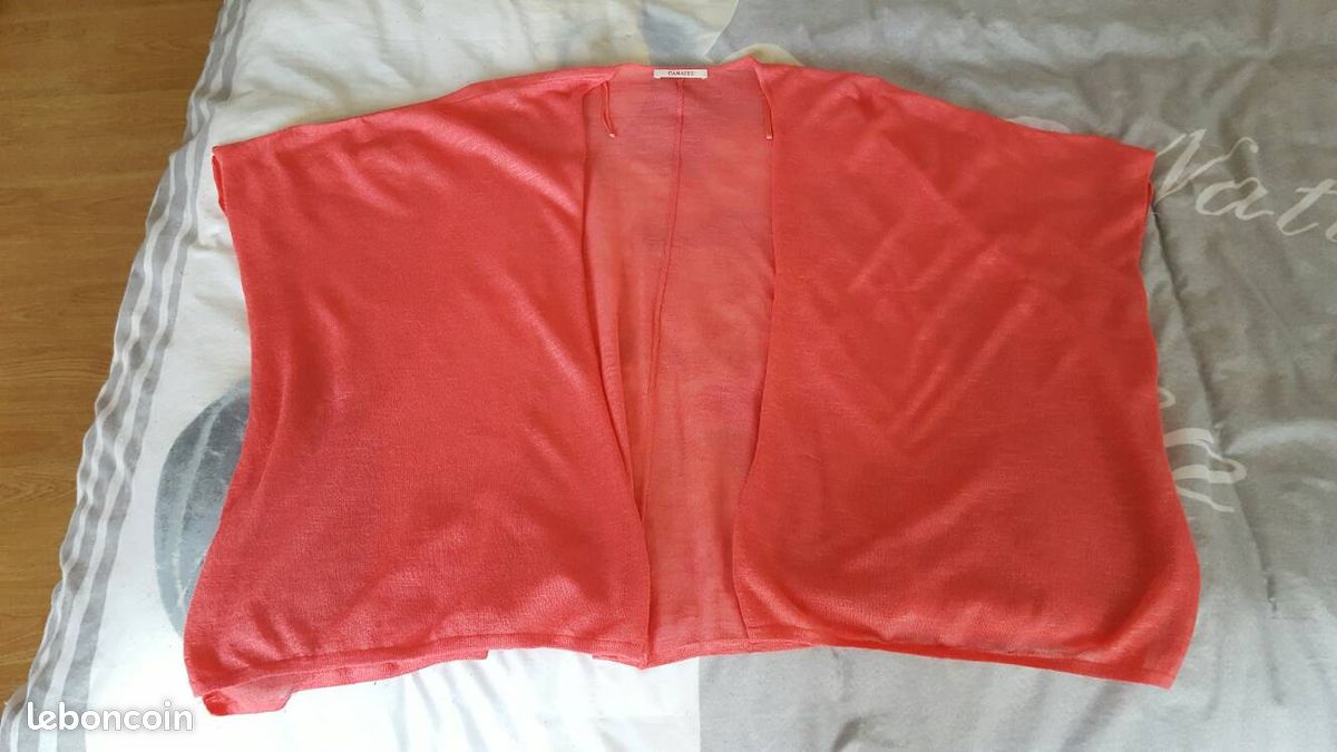 Gilet corail camaïeu taille 2 (image 1)