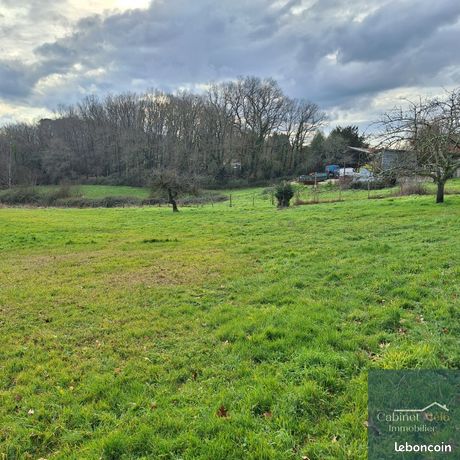 Terrain 672 m² Saint-Genès-de-Lombaud