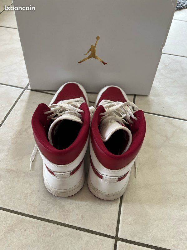 Air Jordan 1 Mid retro chicago (image 7)