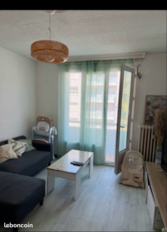 Appartement 3 pièces 54 m² · à Saint-Priest-en-Jarez · 54 m² · 500 €/mois