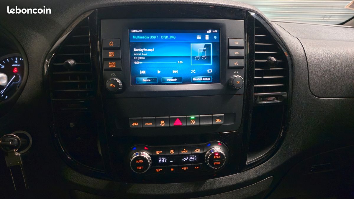 MERCEDES-BENZ VITO TOURER 2.0 119 CDI 190 LONG L2 SELECT 4X4 9G-TRONIC BVa (image 10)