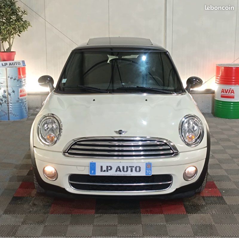 đ PROMOTION đ Mini Cooper Diesel âœïž â
Toit ouvrant Panoramique - SiĂšges chauffants đ„ â
ContrÎle technique Ok - Reprise possible de votre véhicule (image 3)